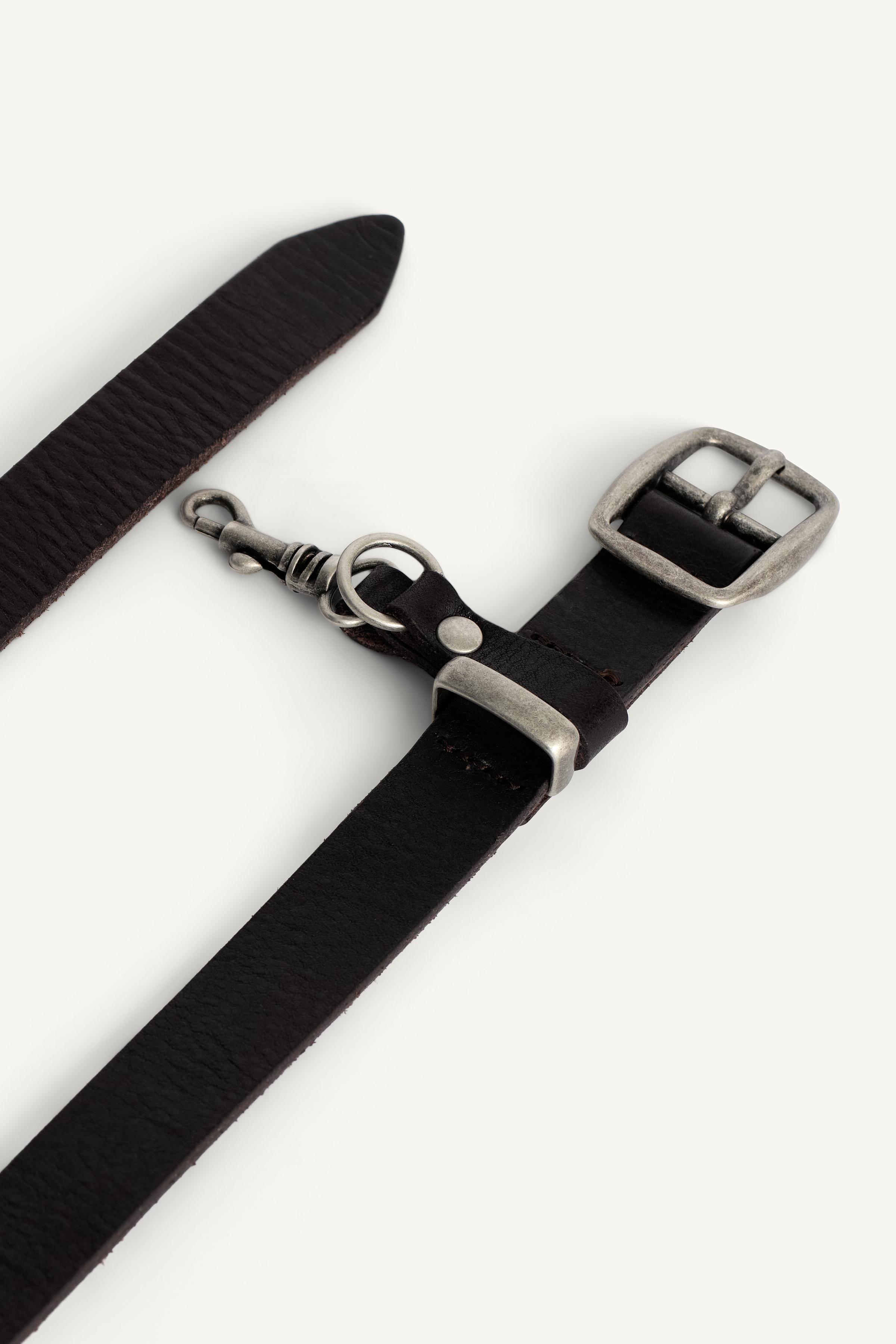 CEINTURE EN CUIR MOUSQUETON